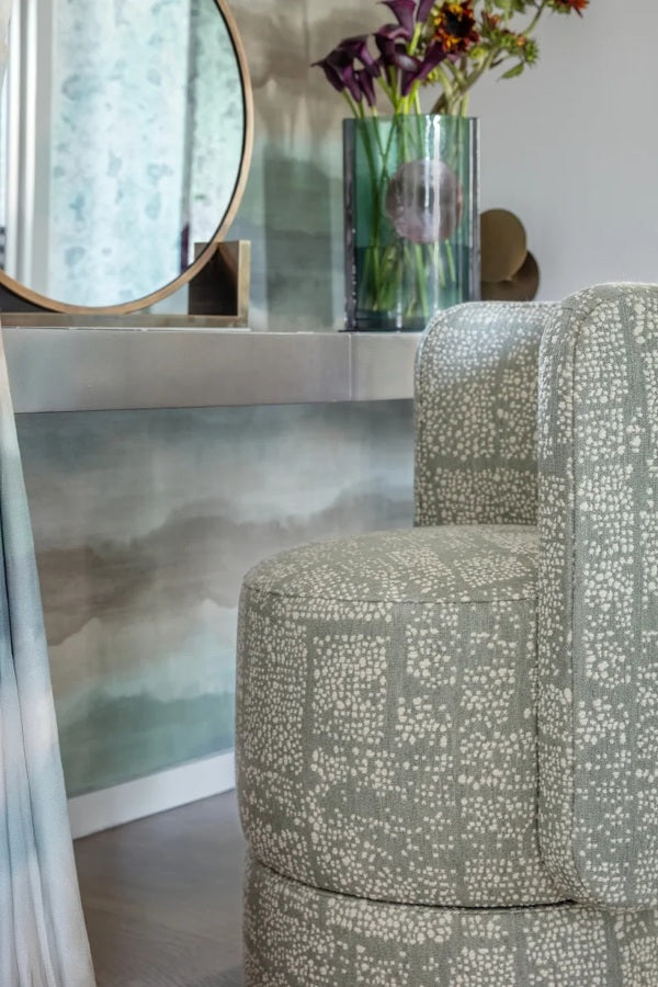 Kravet Couture Modern Luxe IV luxury fabrics and wallcoverings featuring elegant drapery, textured upholstery and sophisticated contemporary interior design.