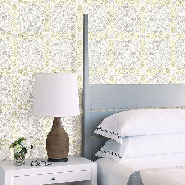 zazen-yellow-geometric-wallpaper-york-wallcoverings-2764-24338 - York Wallcoverings Papel pintado