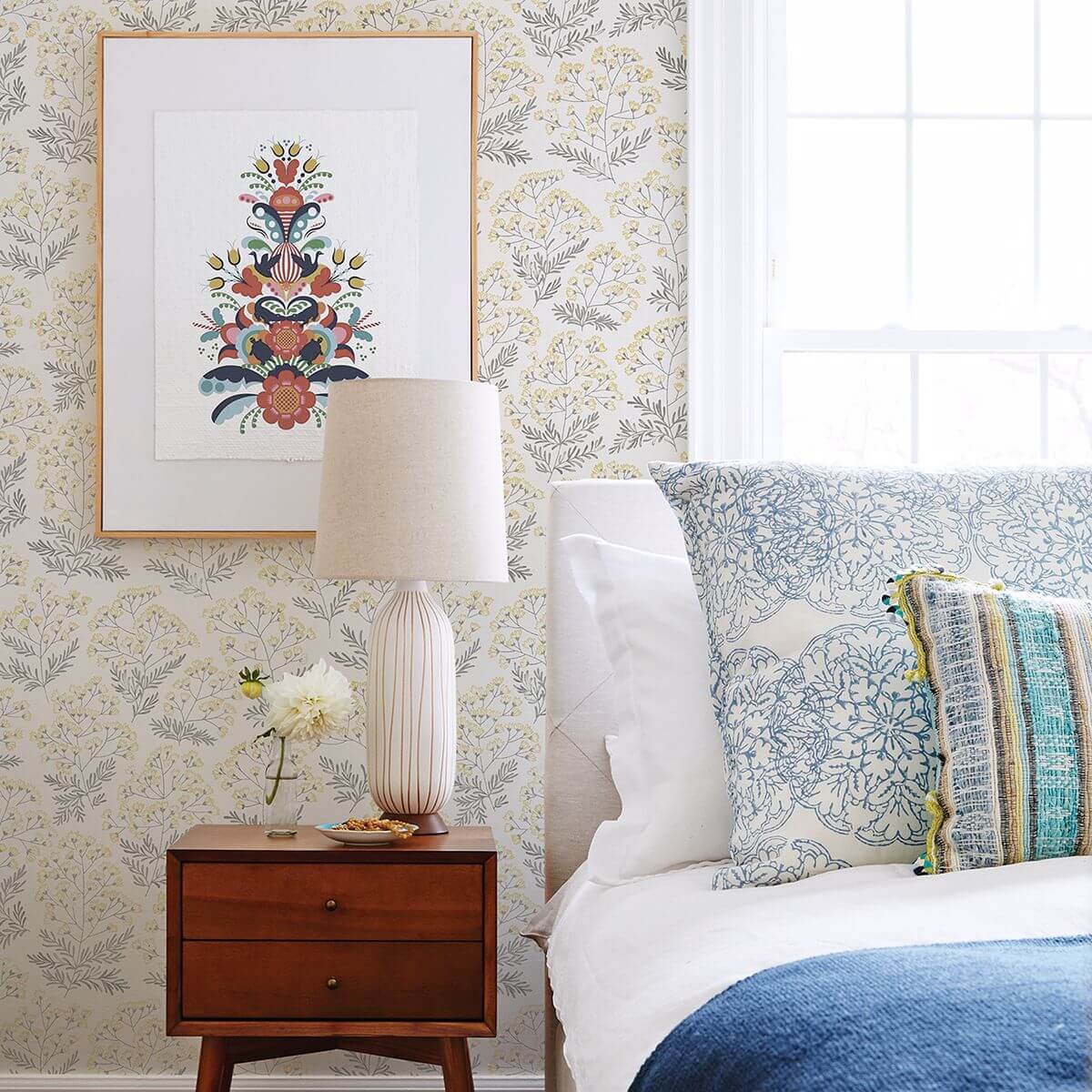 floret-yellow-floral-wallpaper-york-wallcoverings-2861-25715 - York Wallcoverings Wallpaper