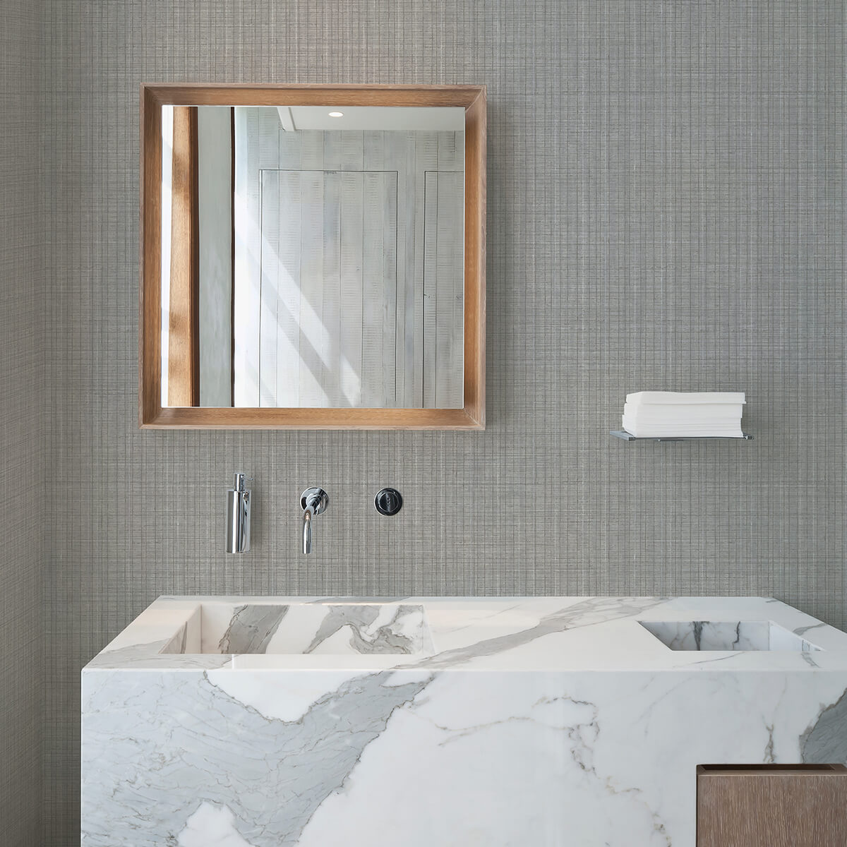 blouza-light-grey-texture-wallpaper-york-wallcoverings-2945-2772 - York Wallcoverings Wallpaper