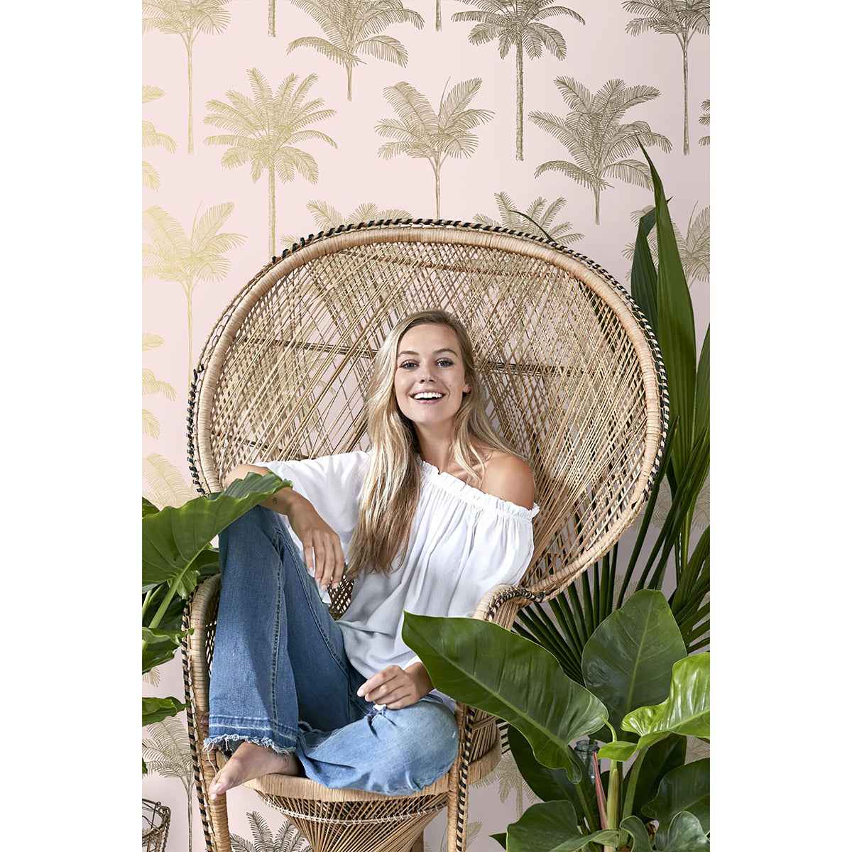 Taj Blush Palm Trees Wallpaper - York Wallcoverings - DD139164