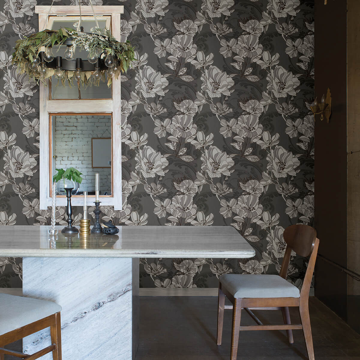 selene-silver-mucha-floral-wallpaper-york-wallcoverings-4019-86401 - York Wallcoverings Papel pintado