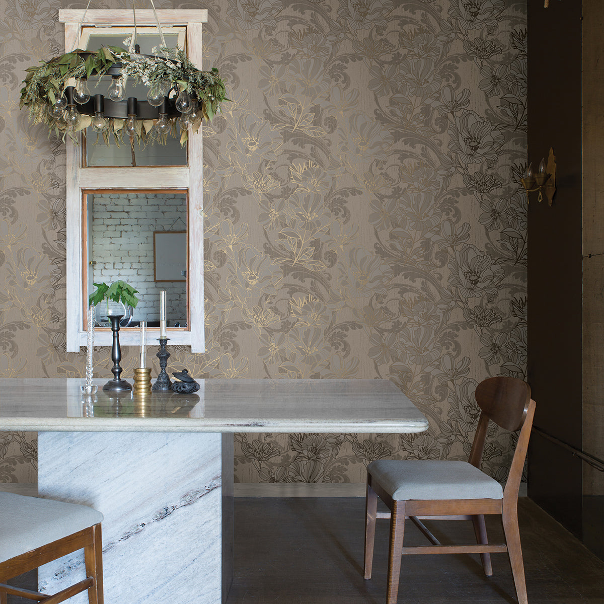 selene-gold-mucha-floral-wallpaper-york-wallcoverings-4019-86402 - York Wallcoverings Papel pintado