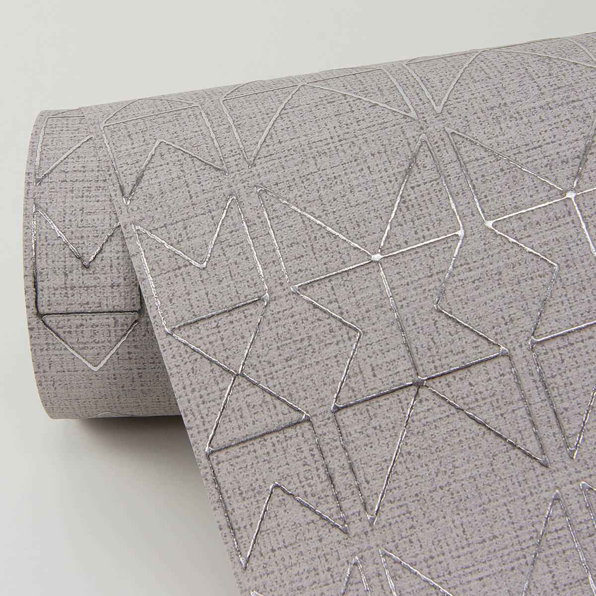 Paititi Silver Diamond Trellis Wallpaper - York Wallcoverings - 4019-86406