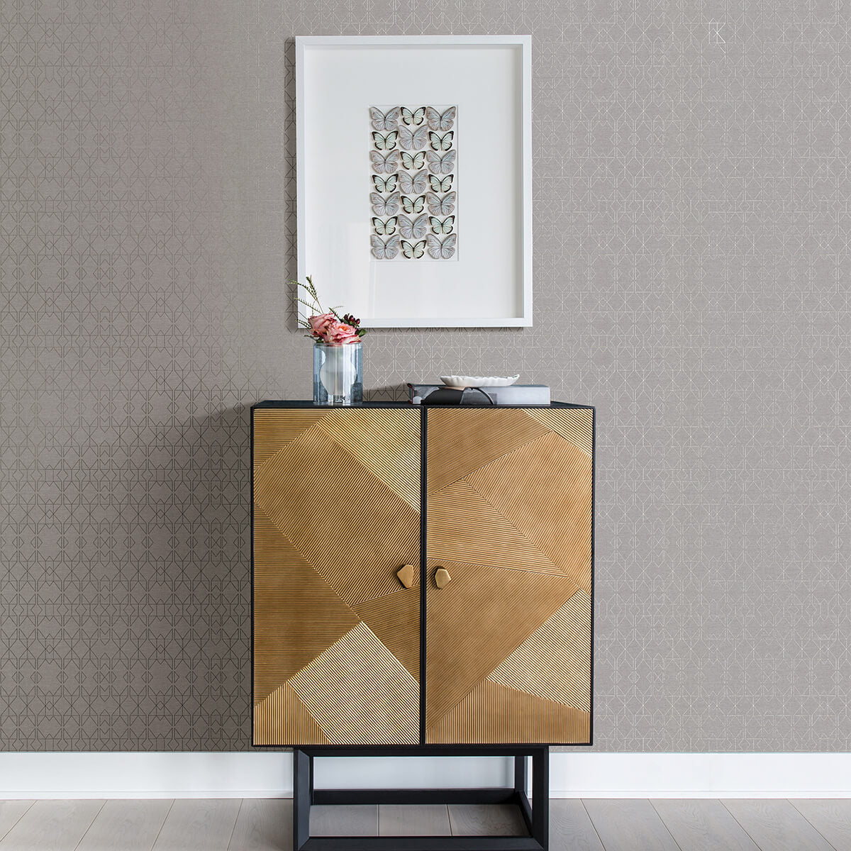 paititi-silver-diamond-trellis-wallpaper-york-wallcoverings-4019-86406 - York Wallcoverings Papel pintado