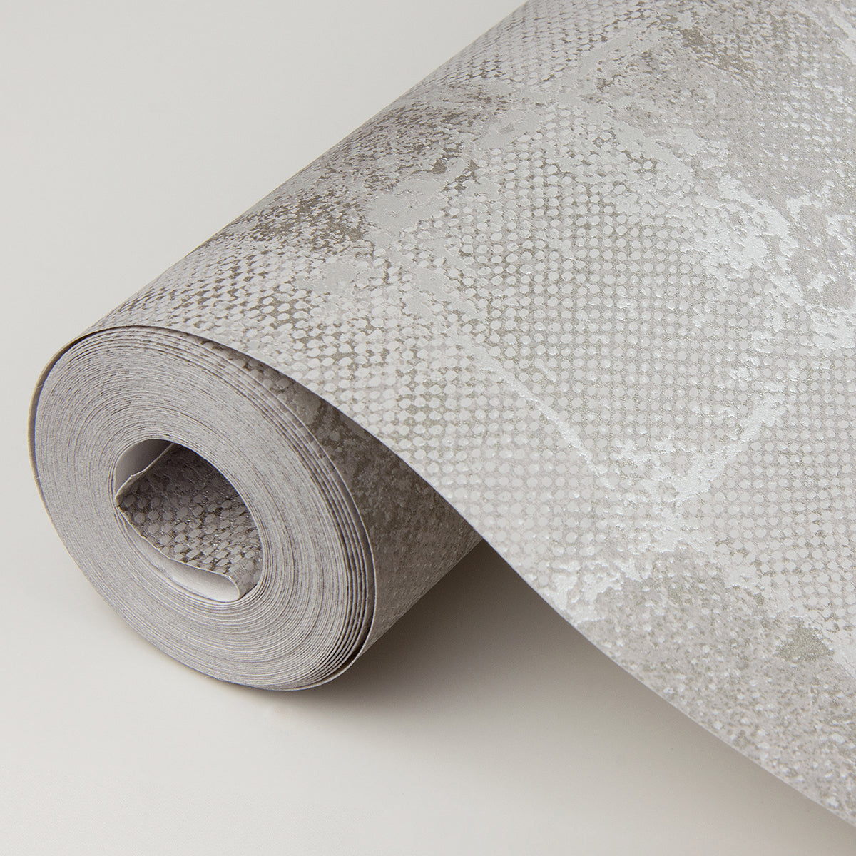 varak-silver-checkerboard-wallpaper-york-wallcoverings-4019-86421