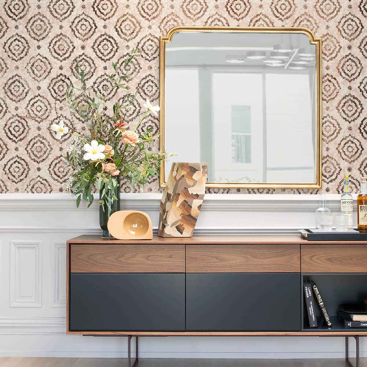 Uma Rose Gold Star Medallion Wallpaper - York Wallcoverings - 4019-86423 - York Wallcoverings Wallpaper