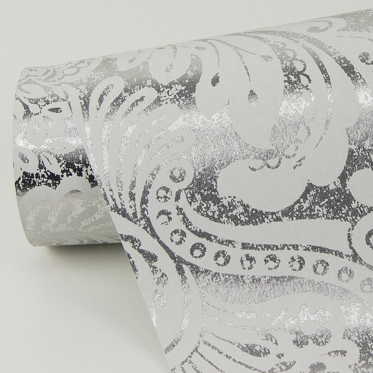 artemis-platinum-floral-damask-wallpaper-york-wallcoverings-4019-86444