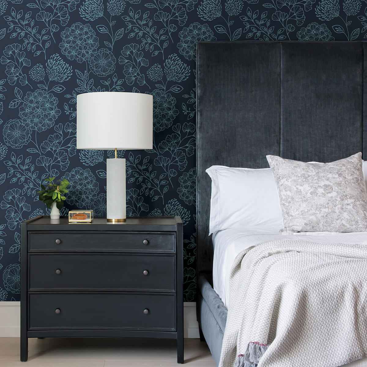 ada-indigo-floral-wallpaper-york-wallcoverings-2975-26207 - York Wallcoverings Wallpaper