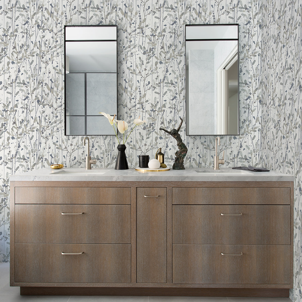 leandra-grey-floral-trail-wallpaper-york-wallcoverings