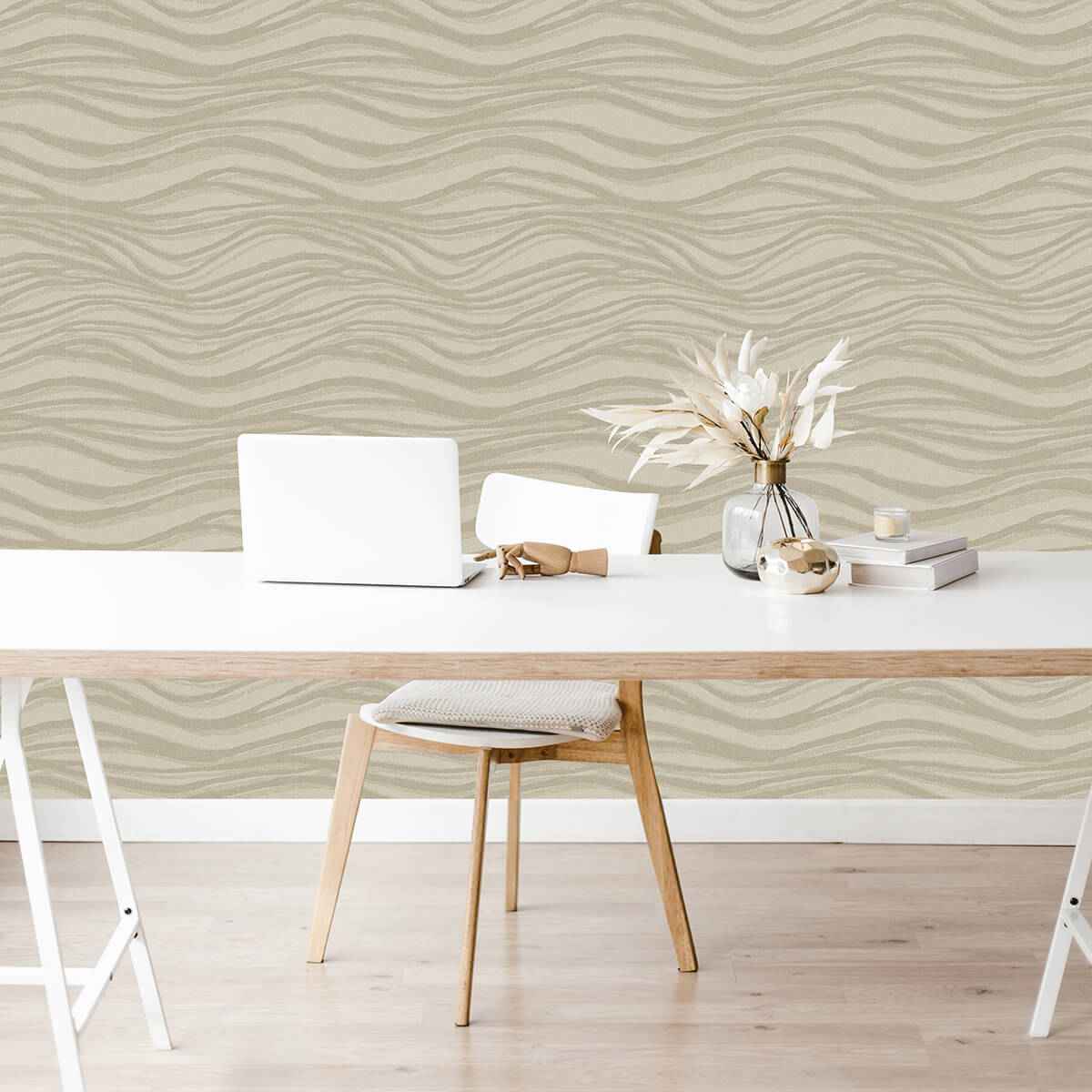 chorus-gold-wave-wallpaper-york-wallcoverings-2975-87361 - York Wallcoverings Wallpaper