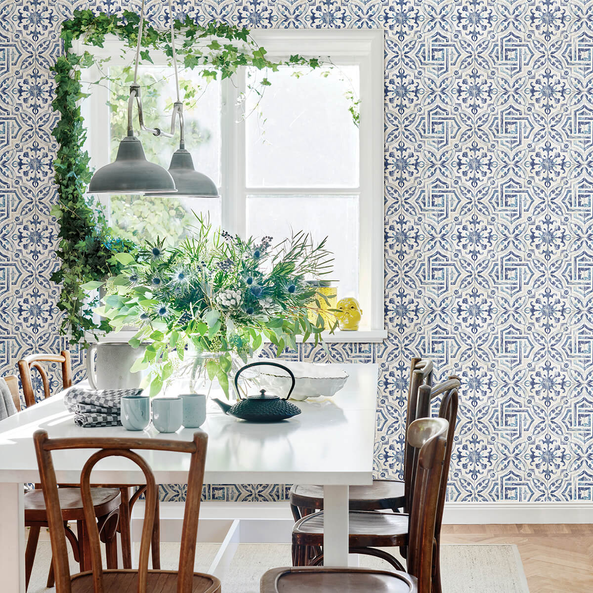 sonoma-blue-spanish-tile-wallpaper-york-wallcoverings-3123-12332 - York Wallcoverings Papel pintado