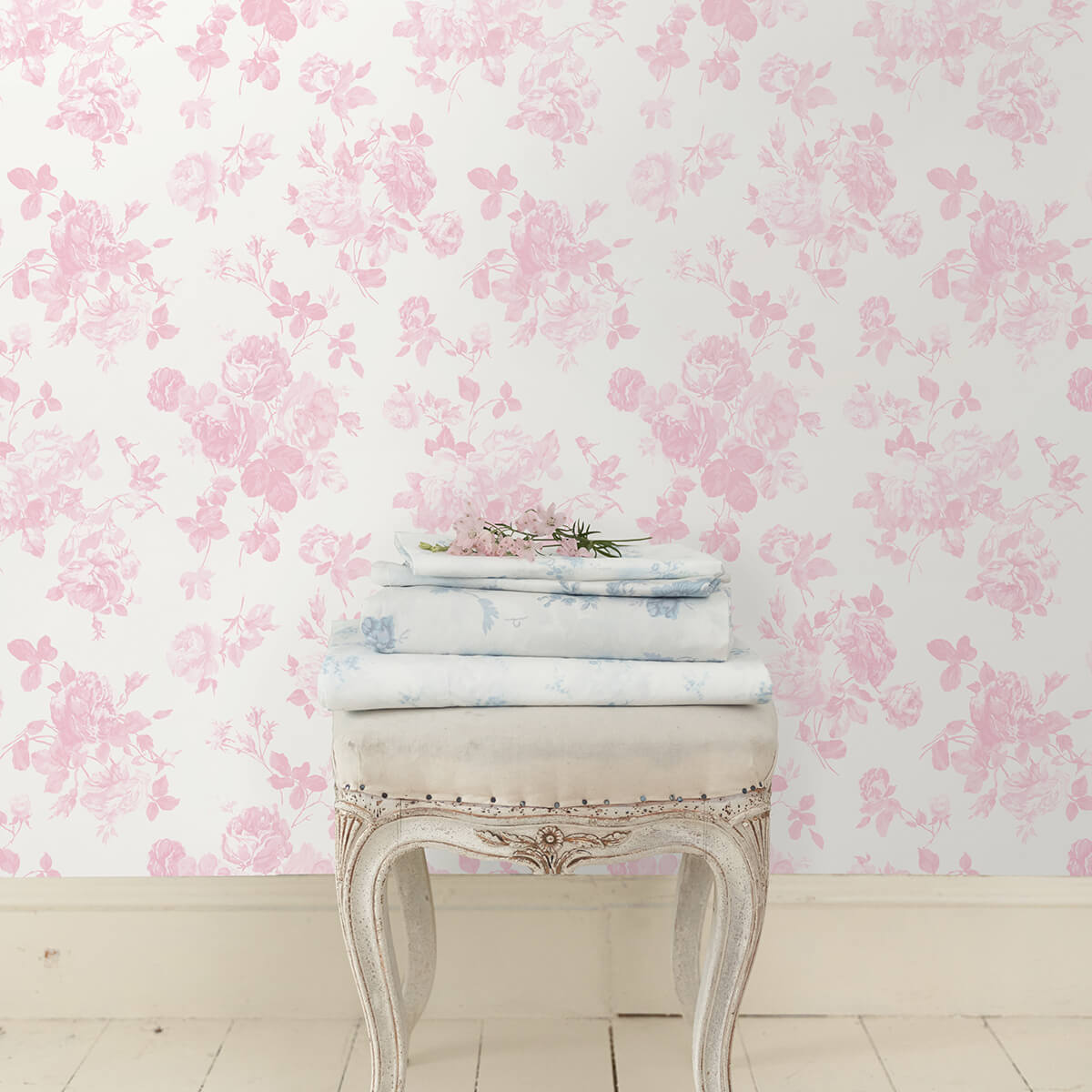 everblooming-rosettes-pink-jam-cabbage-rose-bouquets-wallpaper-york-wallcoverings-ast4101 - York Wallcoverings Wallpaper