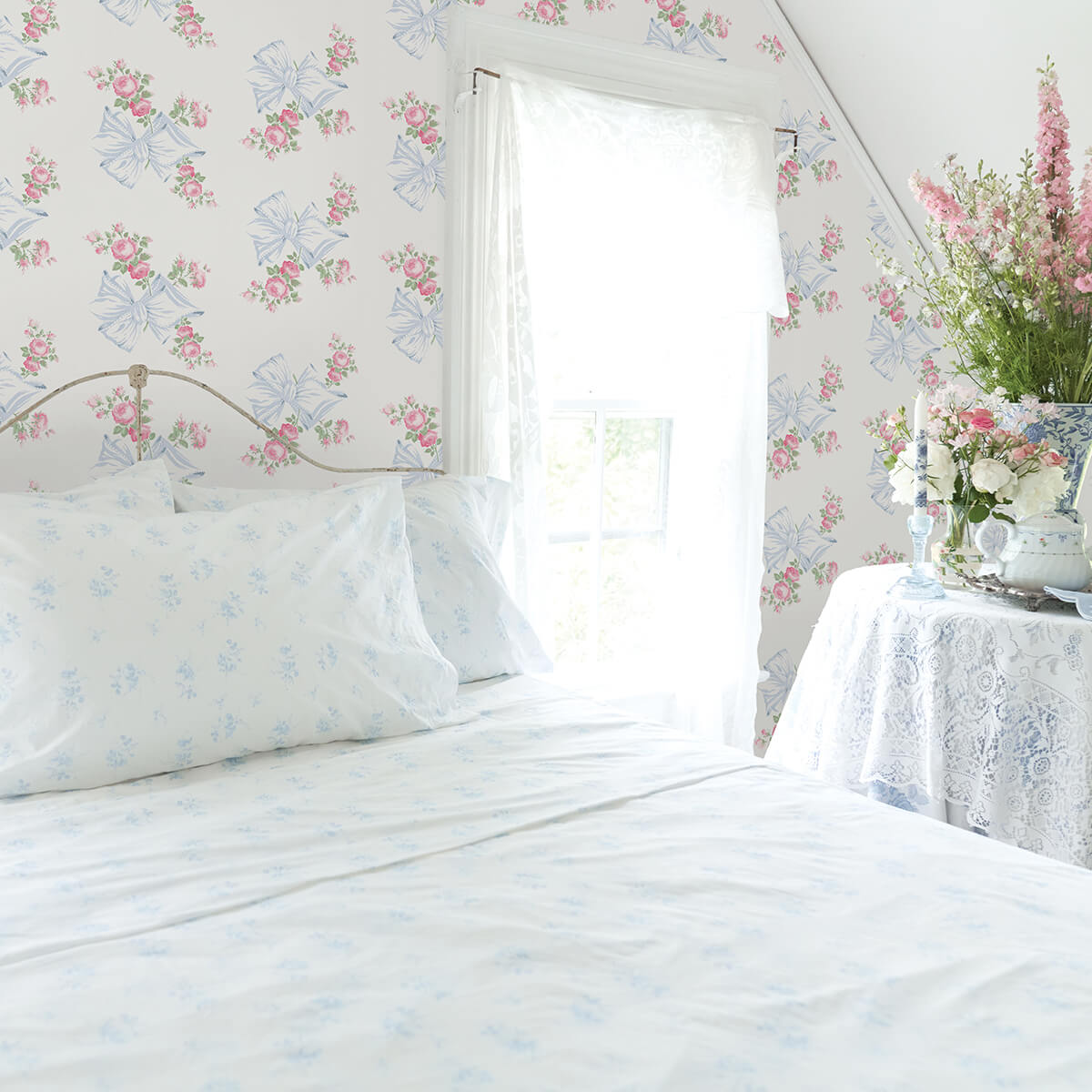 rosa-beaux-pastel-blue-large-bow-spot-wallpaper-york-wallcoverings-ast4113 - York Wallcoverings Wallpaper