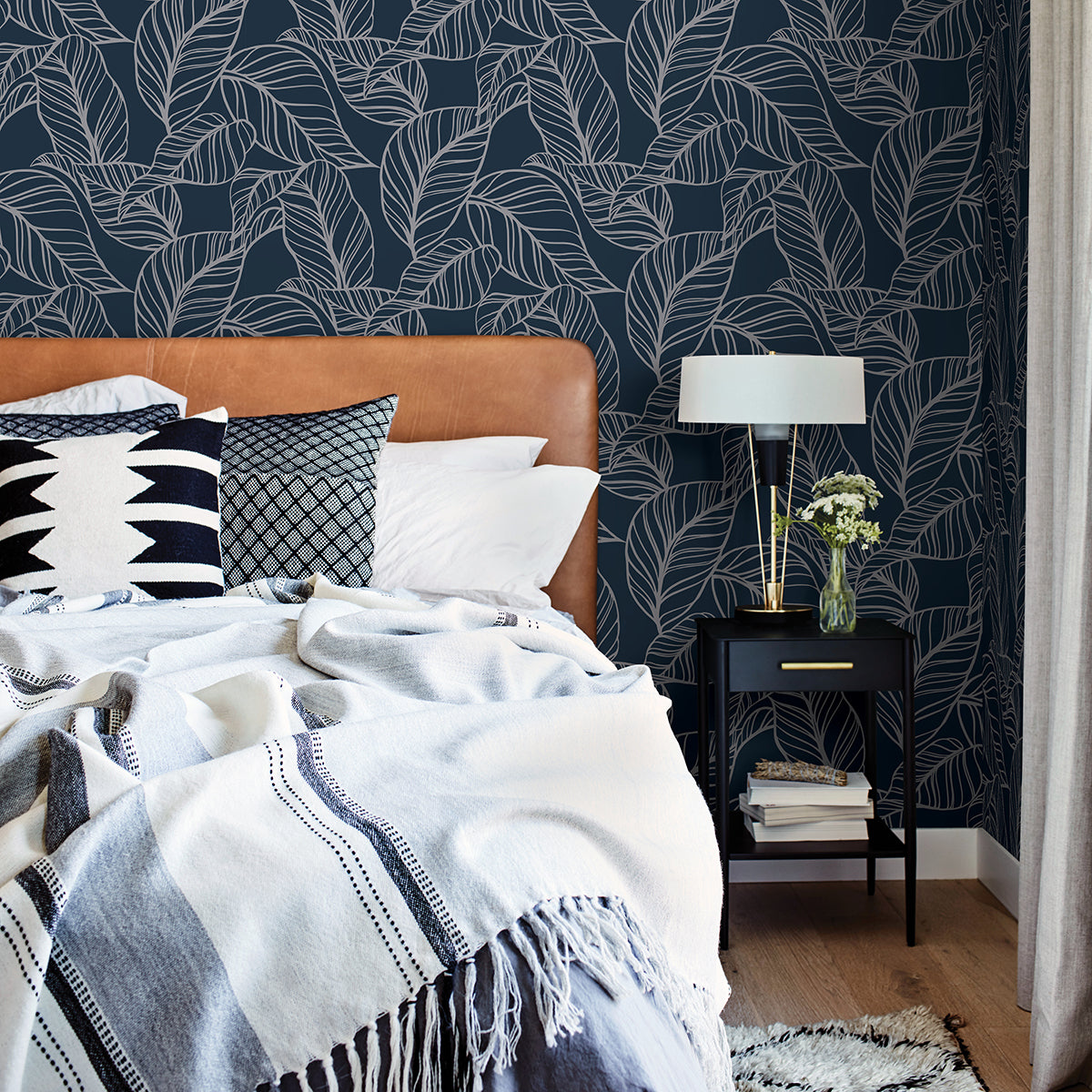 kagan-blue-large-leaf-wallpaper-york-wallcoverings-ast3787 - York Wallcoverings Wallpaper