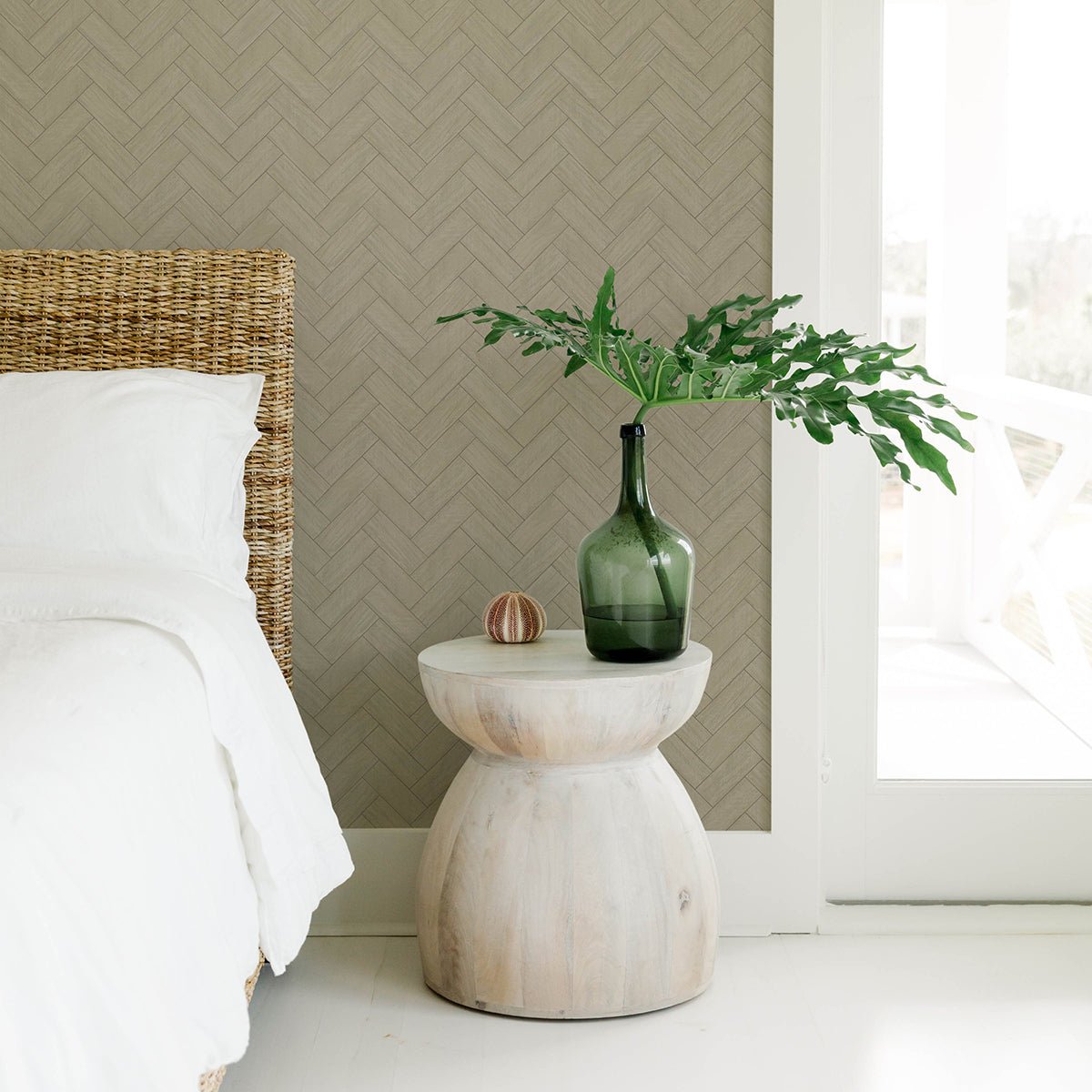 kaliko-green-wood-herringbone-wallpaper-york-wallcoverings-3122-10104