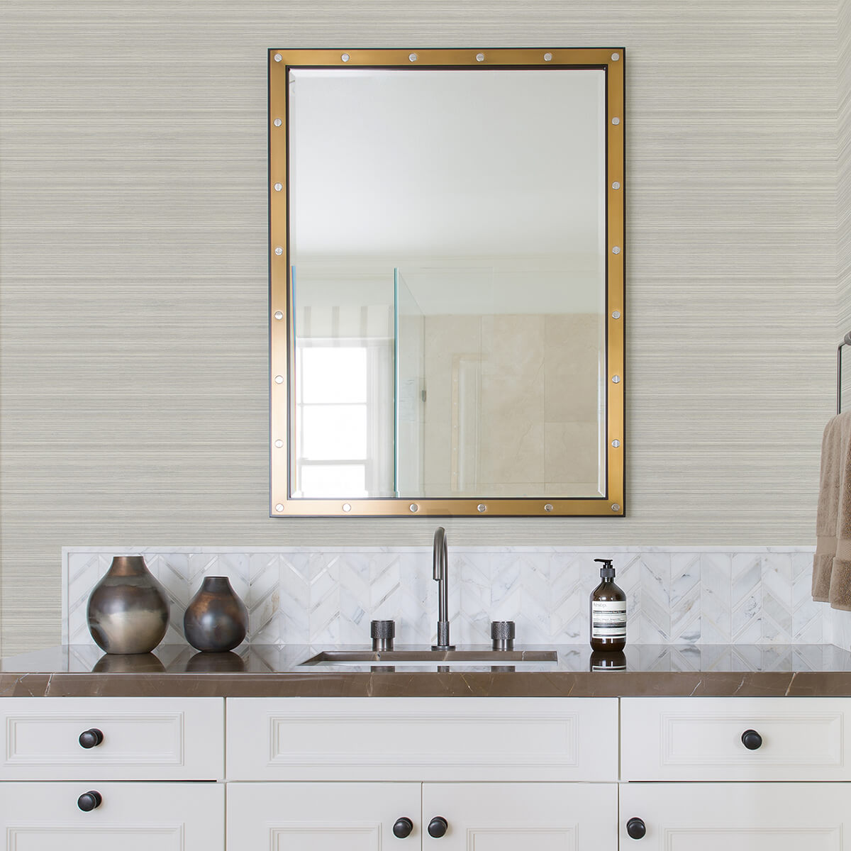 skyler-light-grey-striped-wallpaper-york-wallcoverings-2971-86350 - York Wallcoverings Papel pintado