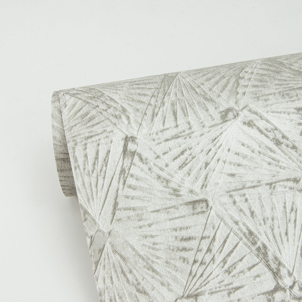 wright-platinum-textured-triangle-wallpaper-york-wallcoverings-2970-26117