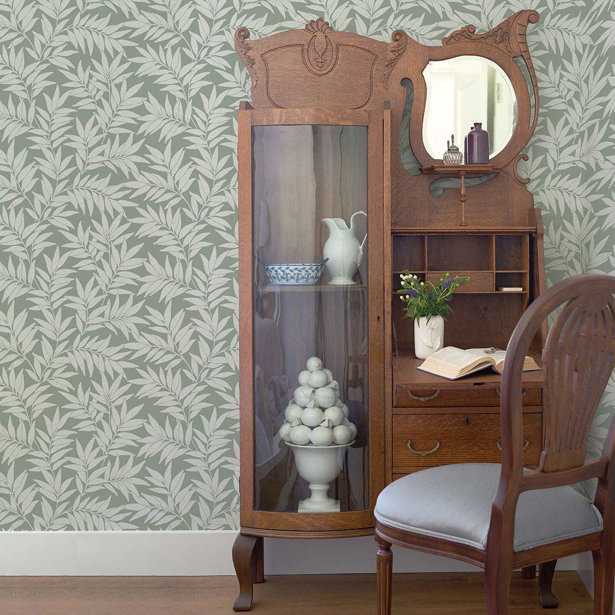 morris-green-leaf-wallpaper-york-wallcoverings-2970-26122