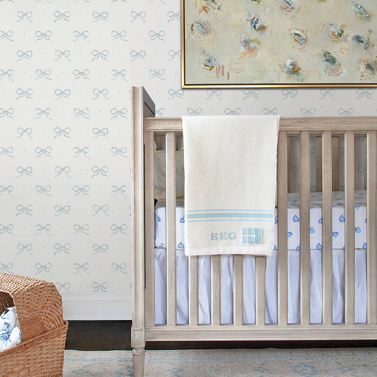 emma-blue-heather-large-bow-wallpaper-york-wallcoverings-ast4356 - York Wallcoverings Wallpaper
