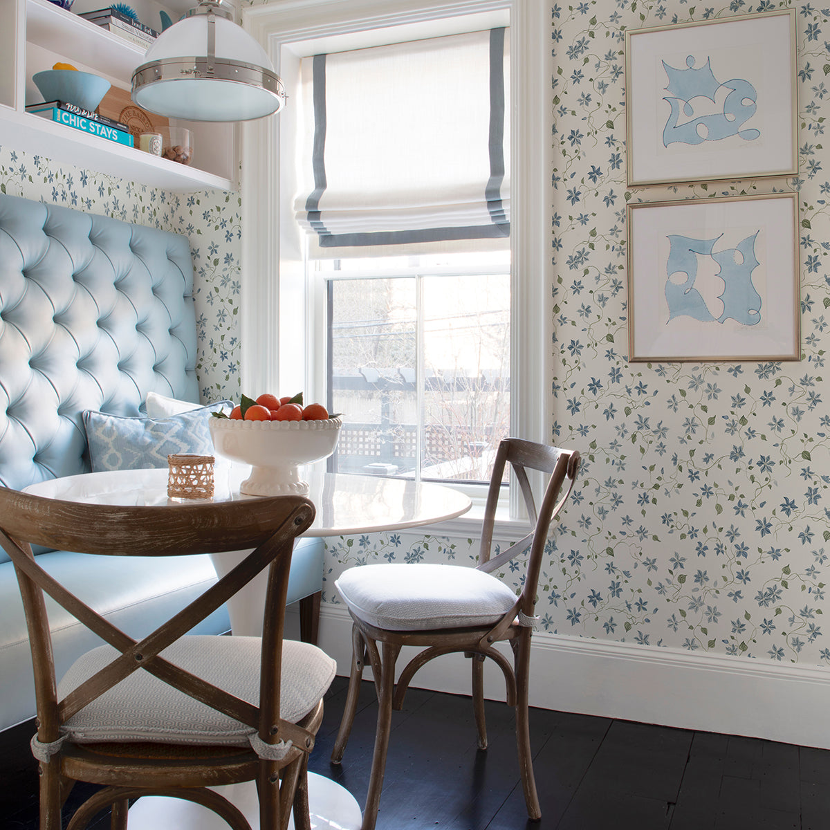 betsy-blue-heather-floral-trail-wallpaper-by-erin-gates-york-wallcoverings-ast4364