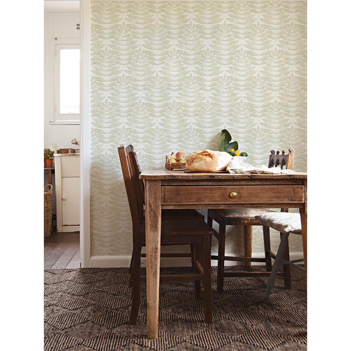 akira-taupe-leaf-wallpaper-york-wallcoverings-2999-25100 - York Wallcoverings Wallpaper