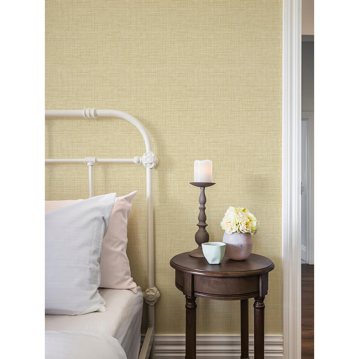 tuckernuck-gold-linen-wallpaper-york-wallcoverings-2999-25793 - York Wallcoverings Wallpaper