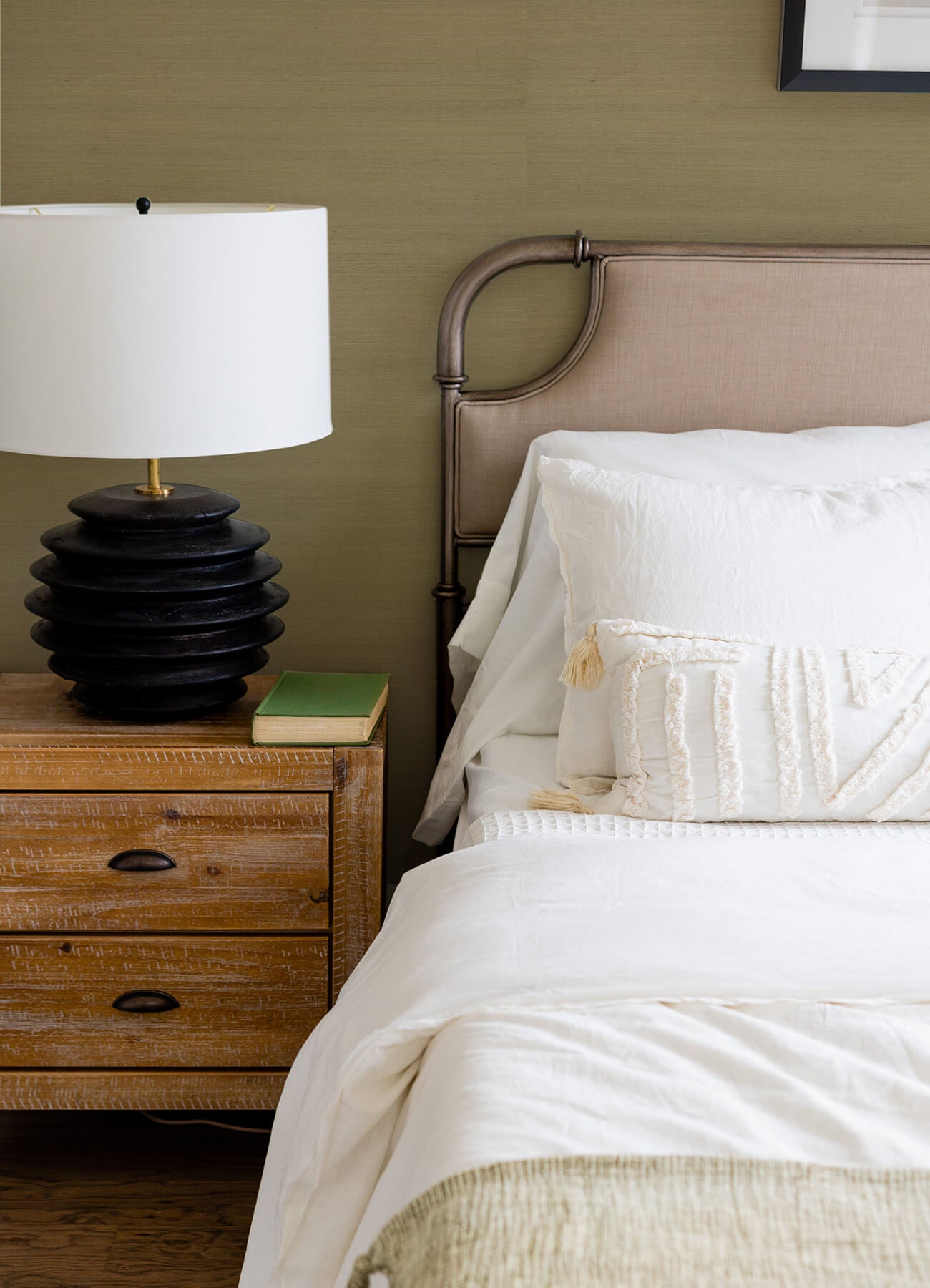 weici-neutral-sisal-grasscloth-wallpaper-york-wallcoverings-2923-88058 - York Wallpaper Wallpaper