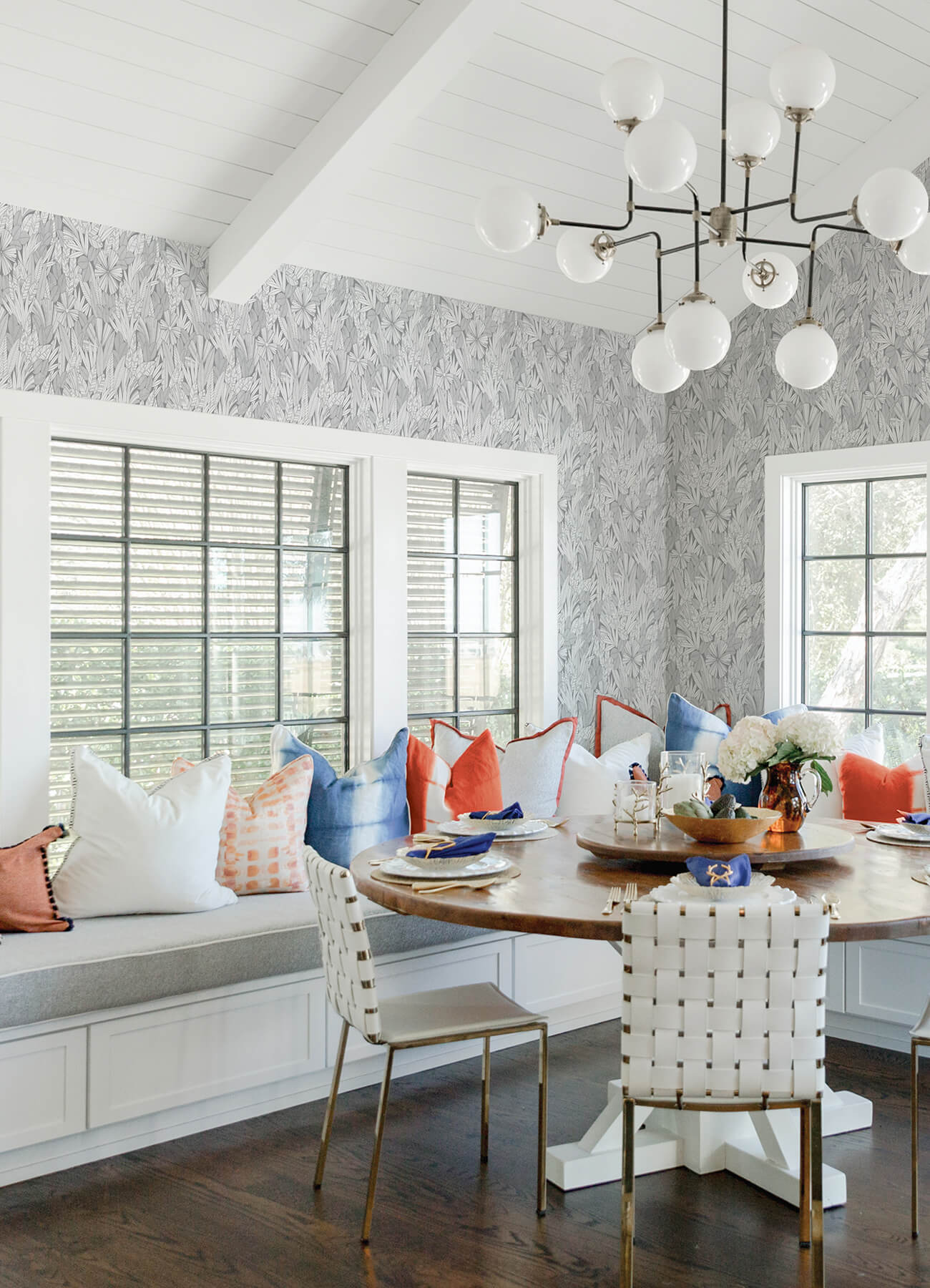 bannon-grey-leaves-wallpaper-york-wallcoverings-4081-26344 - York Wallcoverings Wallpaper
