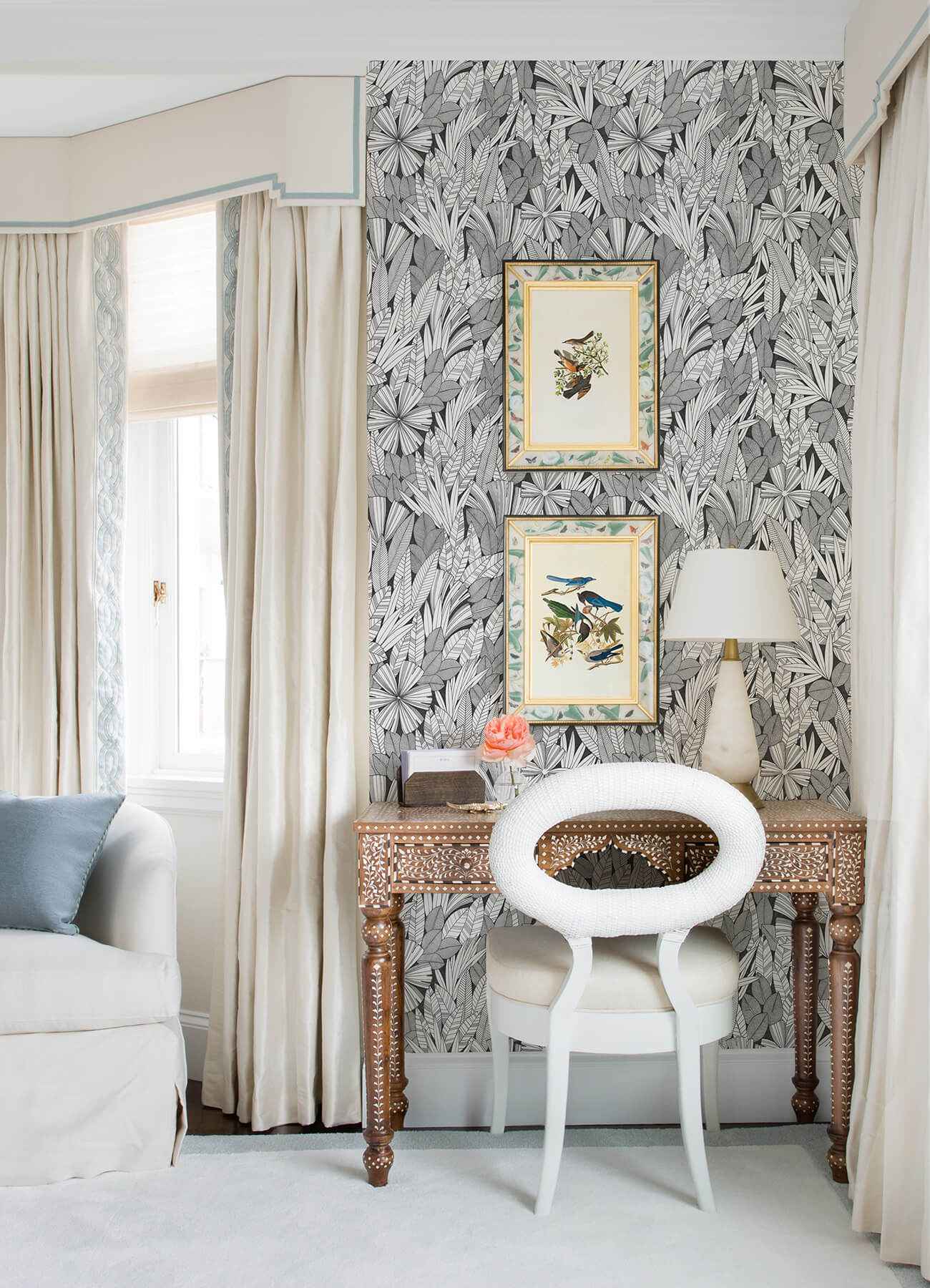 Bannon Black Leaves Wallpaper - York Wallcoverings - 4081-26346 - York Wallcoverings Wallpaper