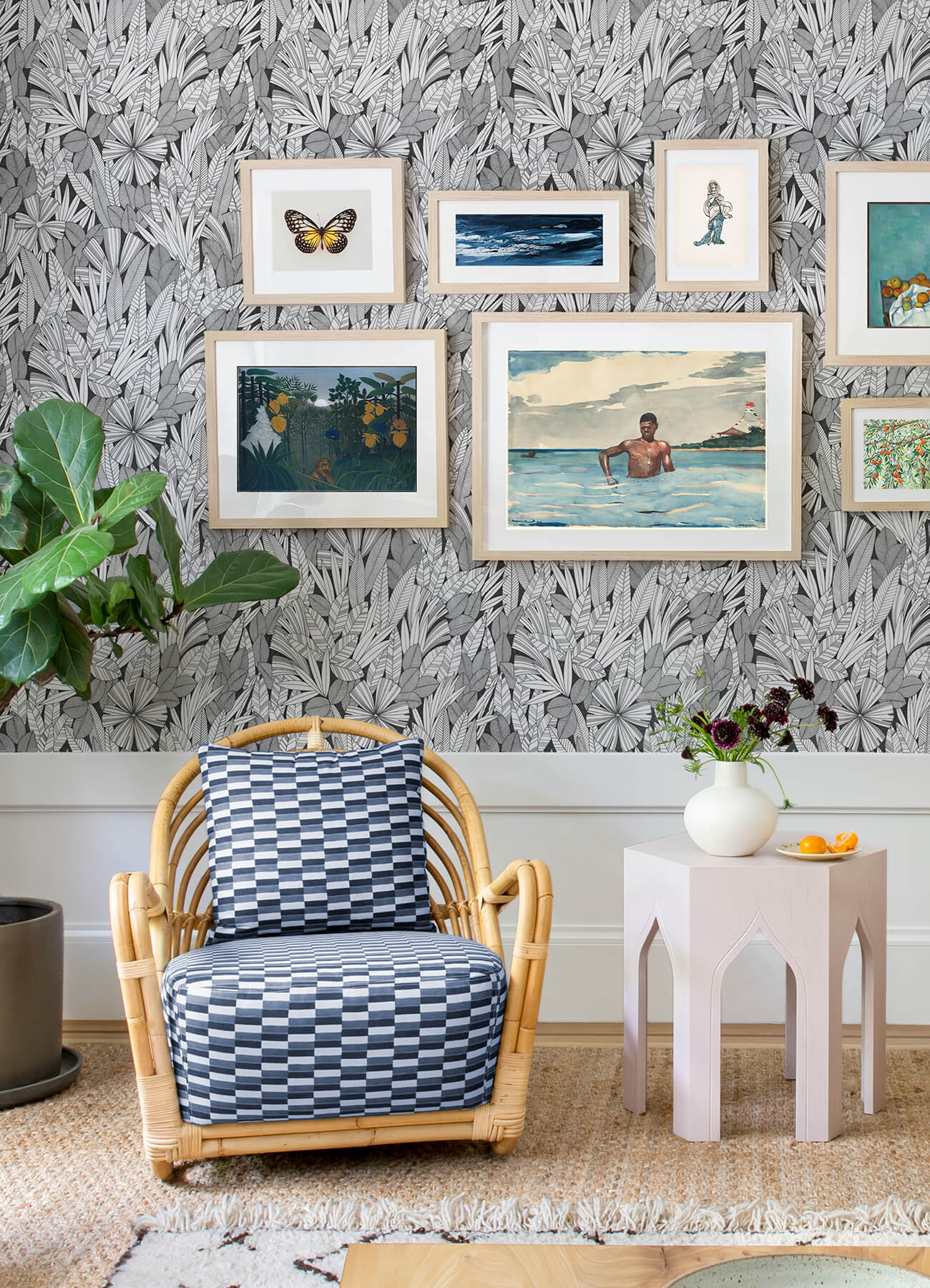bannon-black-leaves-wallpaper-york-wallcoverings-4081-26346 - York Wallcoverings Wallpaper
