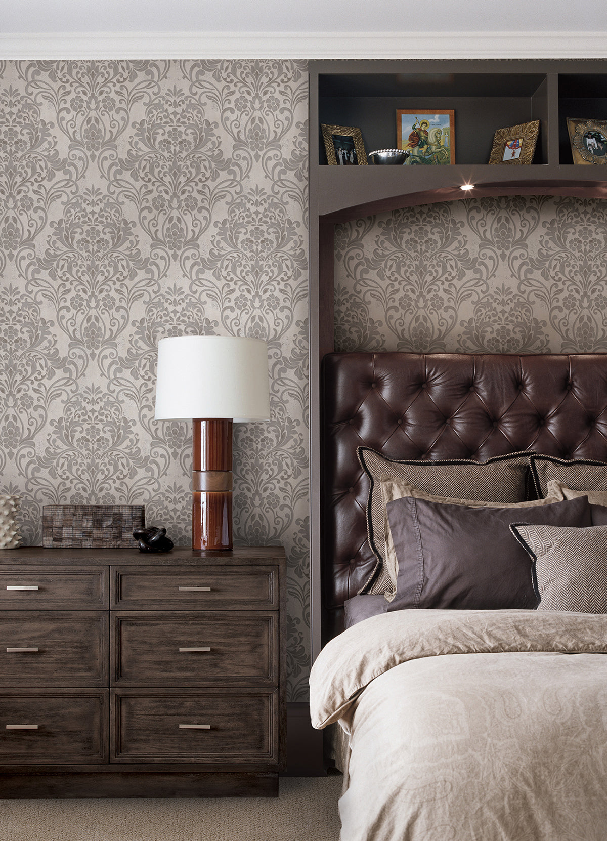 anders-gold-damask-wallpaper-york-wallcoverings-4041-32603 - York Wallpaper Wallpaper