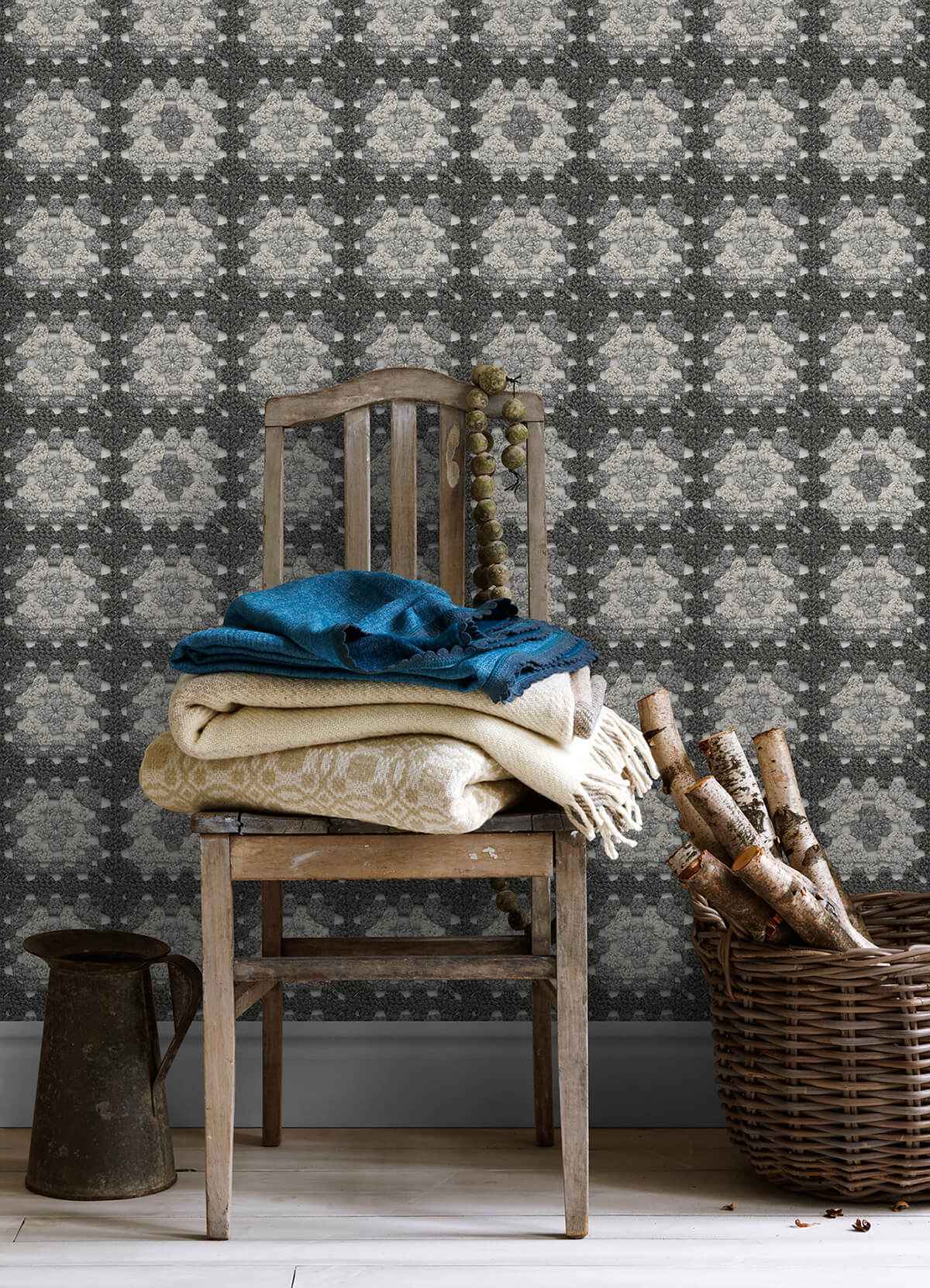 maud-grey-crochet-geometric-wallpaper-york-wallcoverings-3124-13865 - York Wallcoverings Wallpaper