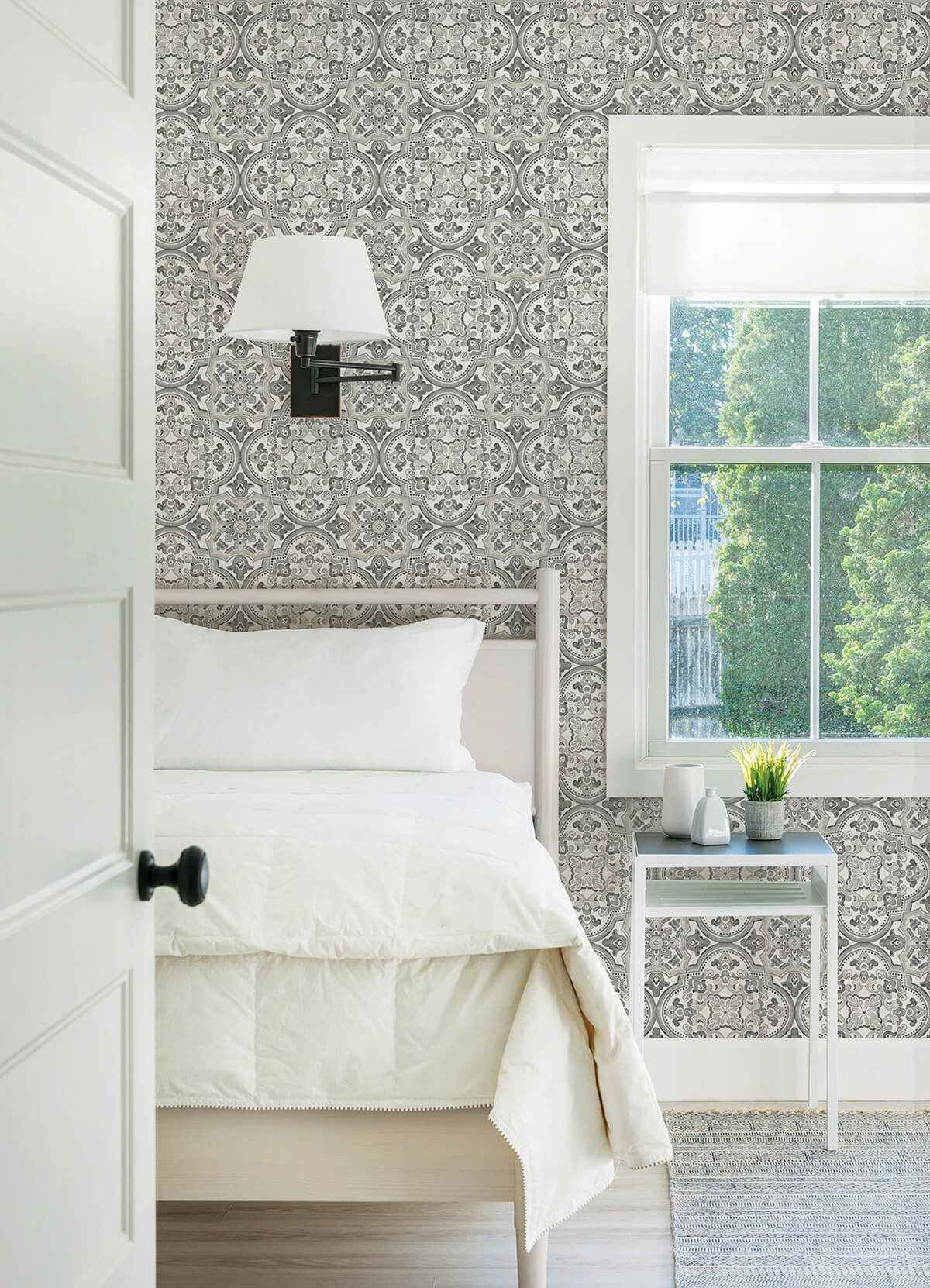 Concord Black Medallion Wallpaper - York Wallcoverings - 3124-13964 - York Wallcoverings Wallpaper