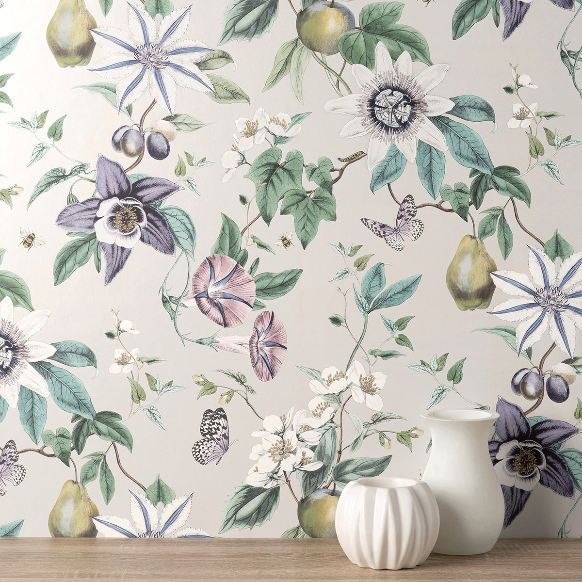 sierra-silver-floral-wallpaper-york-wallcoverings-fd43059 - York Wallcoverings Wallpaper