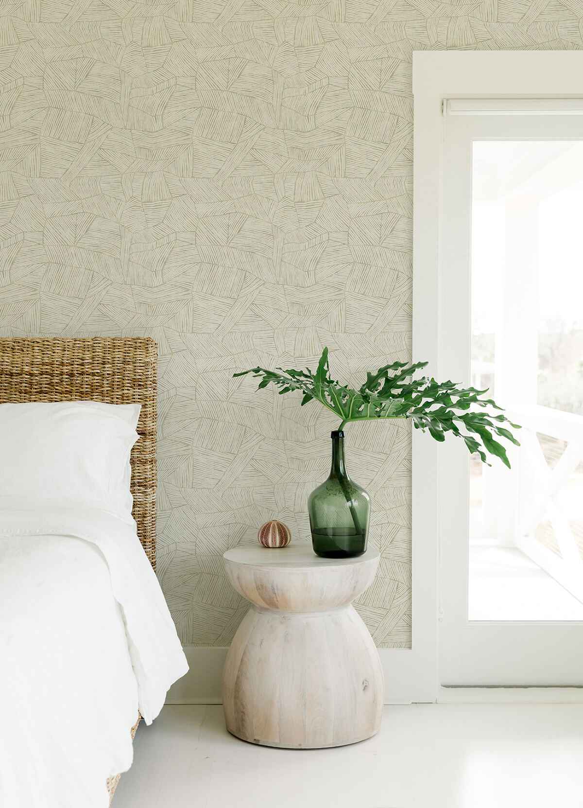 aldabra-taupe-textugeometric-wallpaper-york-wallcoverings-4014-26400 - York Wallcoverings Wallpaper