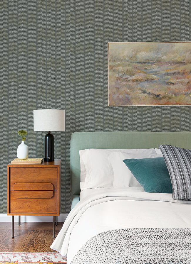 nyle-dark-grey-chevron-stripes-wallpaper-york-wallcoverings-4066-26529 - York Wallcoverings Papel pintado