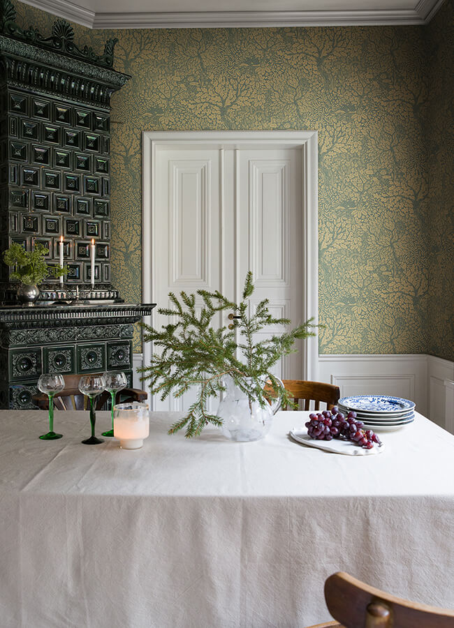 olle-light-yellow-forest-sanctuary-wallpaper-york-wallcoverings-4080-83107 - York Wallcoverings Papel pintado