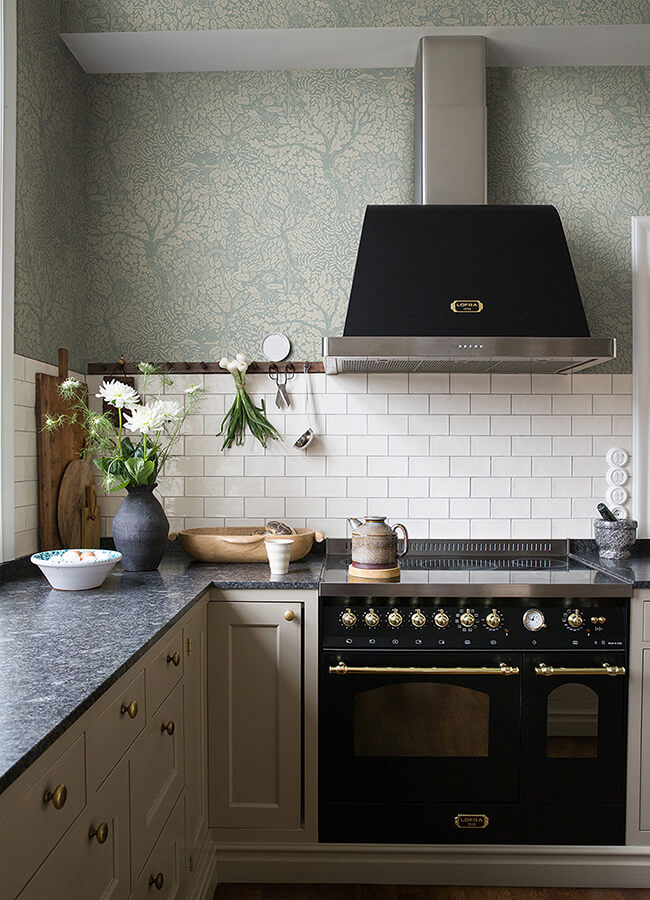 olle-light-blue-forest-sanctuary-wallpaper-york-wallcoverings-4080-83112 - York Wallcoverings Papel pintado