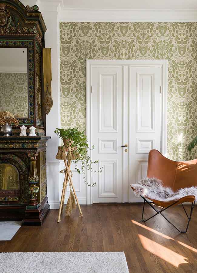Berit Olive Floral Crest Wallpaper - York Wallcoverings - 4080-83127 - York Wallcoverings Wallpaper