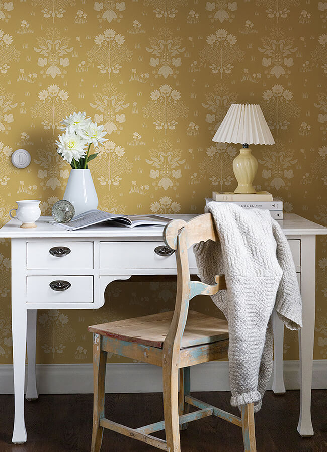 elda-gold-delicate-daisies-wallpaper-york-wallcoverings-4080-83135 - York Wallcoverings Wallpaper