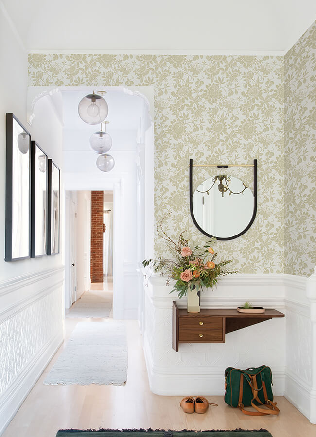 helen-gold-floral-trail-wallpaper-york-wallcoverings-4074-26632 - York Wallcoverings Wallpaper
