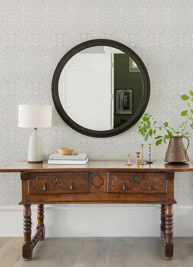 lyon-silver-geometric-key-wallpaper-york-wallcoverings-4120-26849 - York Wallcoverings Papel pintado