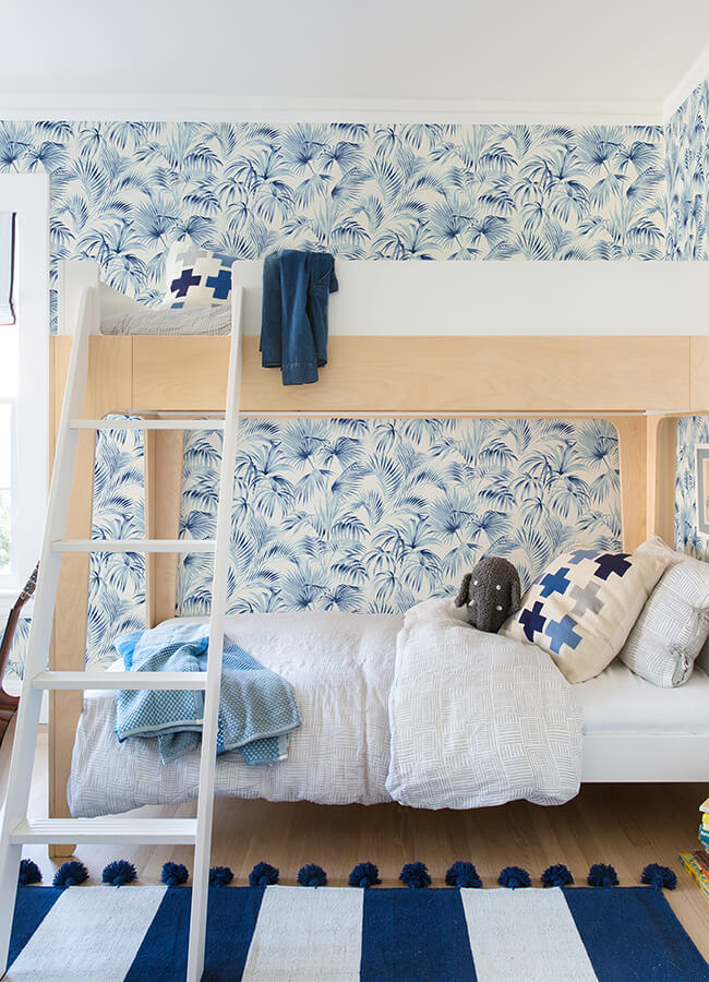 manaus-blue-palm-frond-wallpaper-york-wallcoverings-4071-71016 - York Wallcoverings Papel pintado