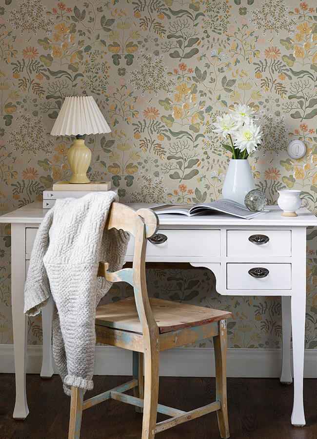Groh Apricot Floral Wallpaper - York Wallcoverings - 4143-22003 - York Wallcoverings Papel pintado