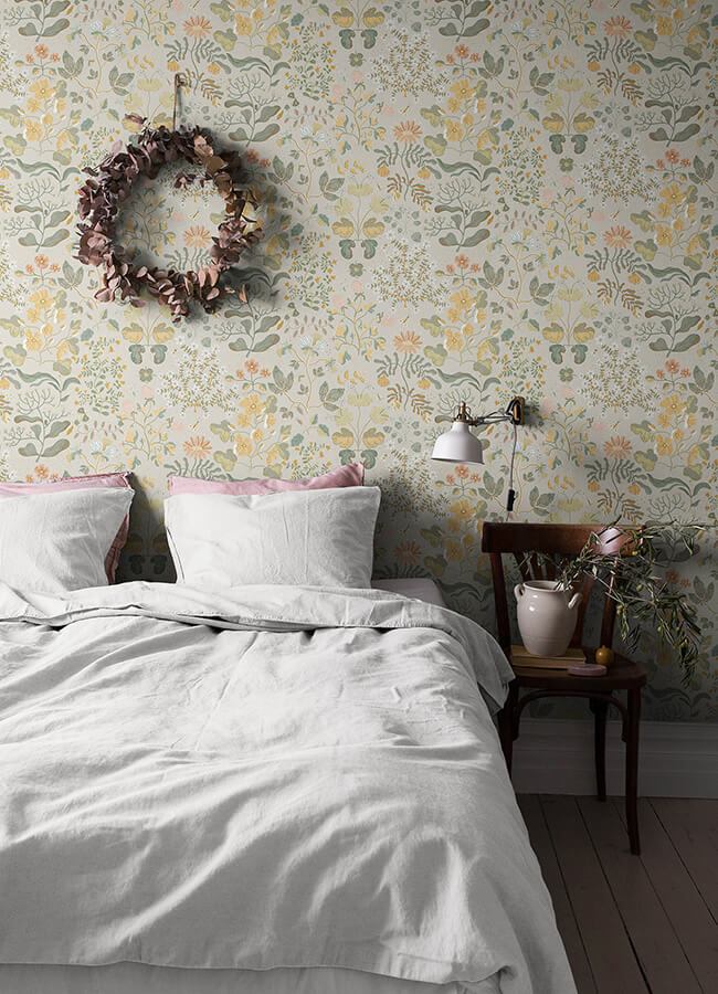 groh-apricot-floral-wallpaper-york-wallcoverings-4143-22003 - York Wallcoverings Wallpaper