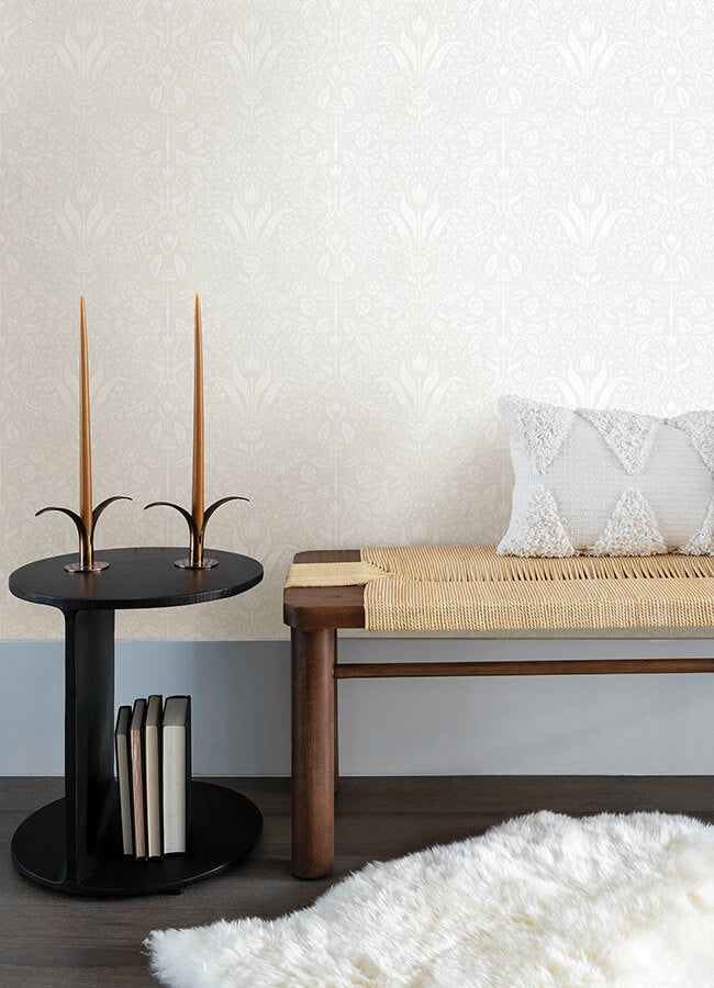 mara-light-grey-tulip-ogee-wallpaper-york-wallcoverings-4143-34007 - York Wallcoverings Wallpaper
