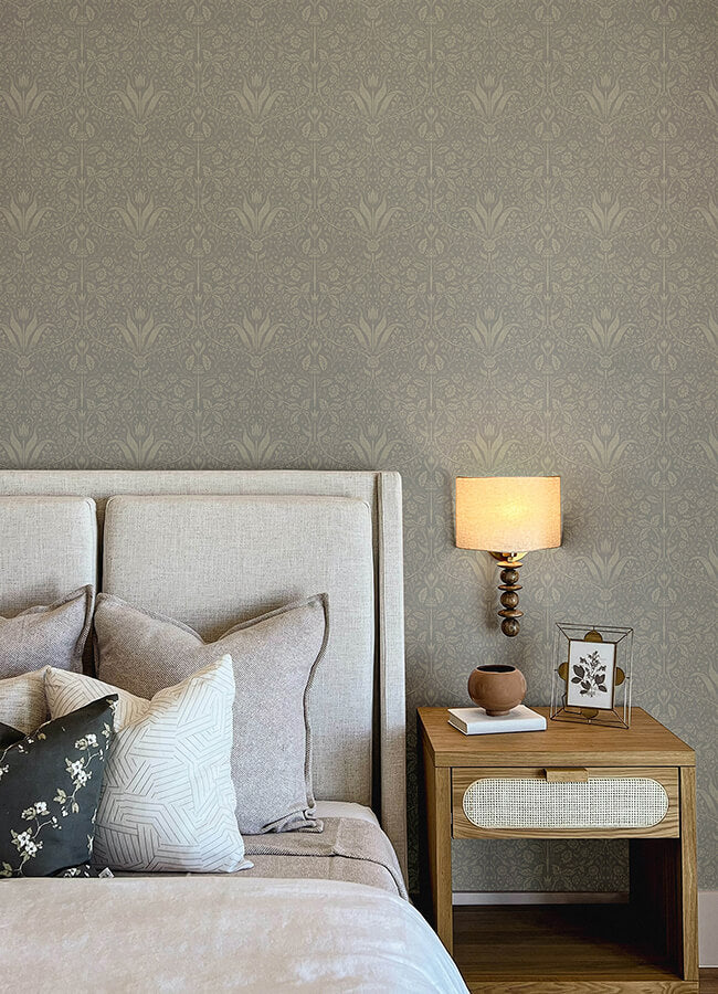 mara-grey-tulip-ogee-wallpaper-york-wallcoverings-4143-34008 - York Wallcoverings Wallpaper