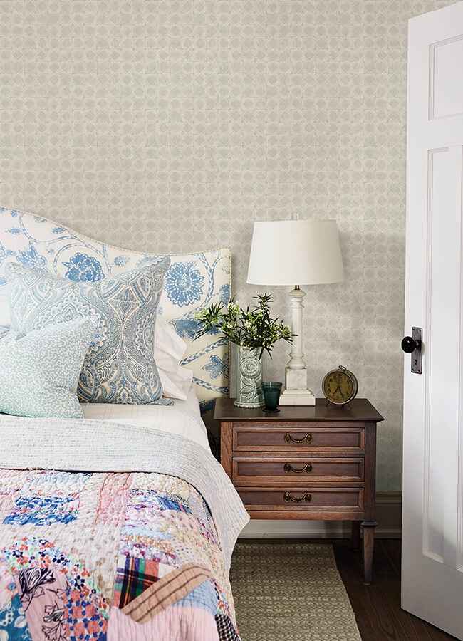 Button Block Light Grey Geometric Wallpaper - York Wallcoverings - 3125-72309 - York Wallcoverings Wallpaper