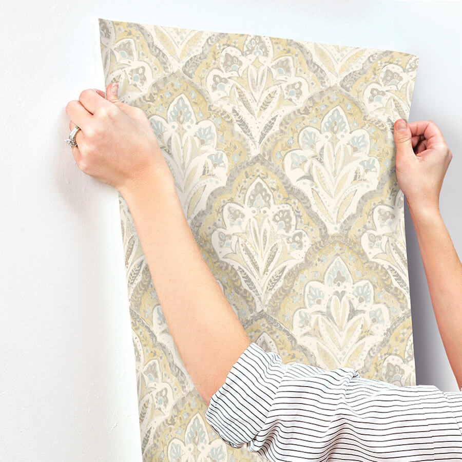 mimir-mustard-quilted-damask-wallpaper-york-wallcoverings-3125-72338 - York Wallcoverings Papel pintado